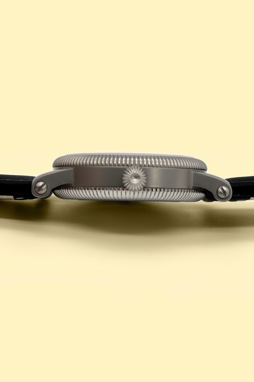 38 mm Fliegeruhr 3H197 - red dot mit Saphirglas